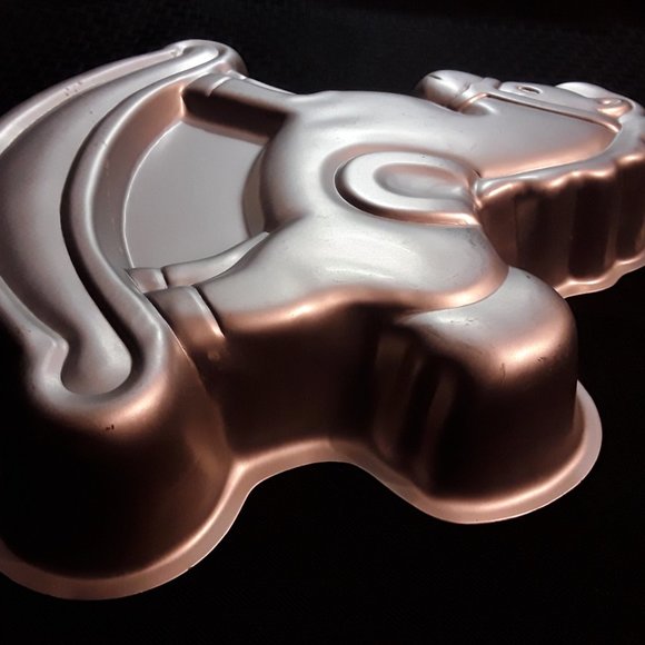 Sliver Horse Baking Pan - Picture 3 of 3